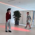 Loading...